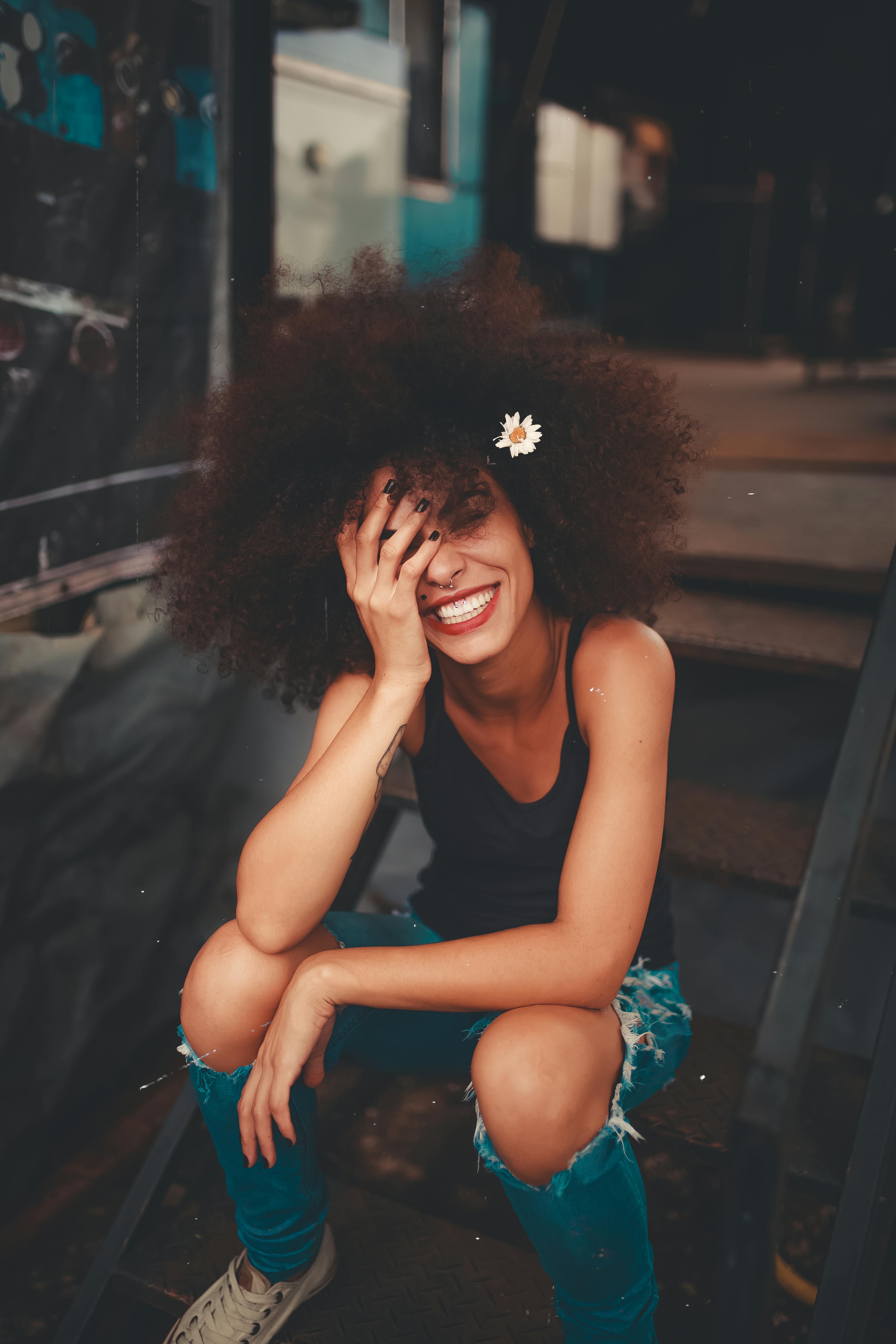 files/pexels-luizclas-170497-1848565.jpg